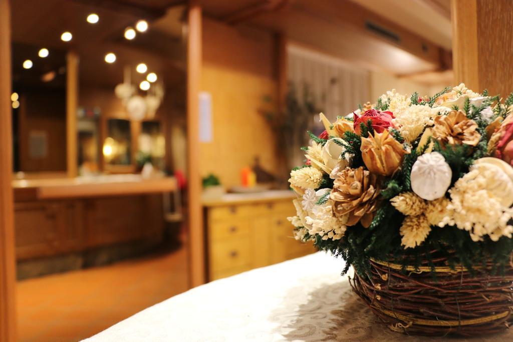 Hotel Vittoria Фольгария Экстерьер фото