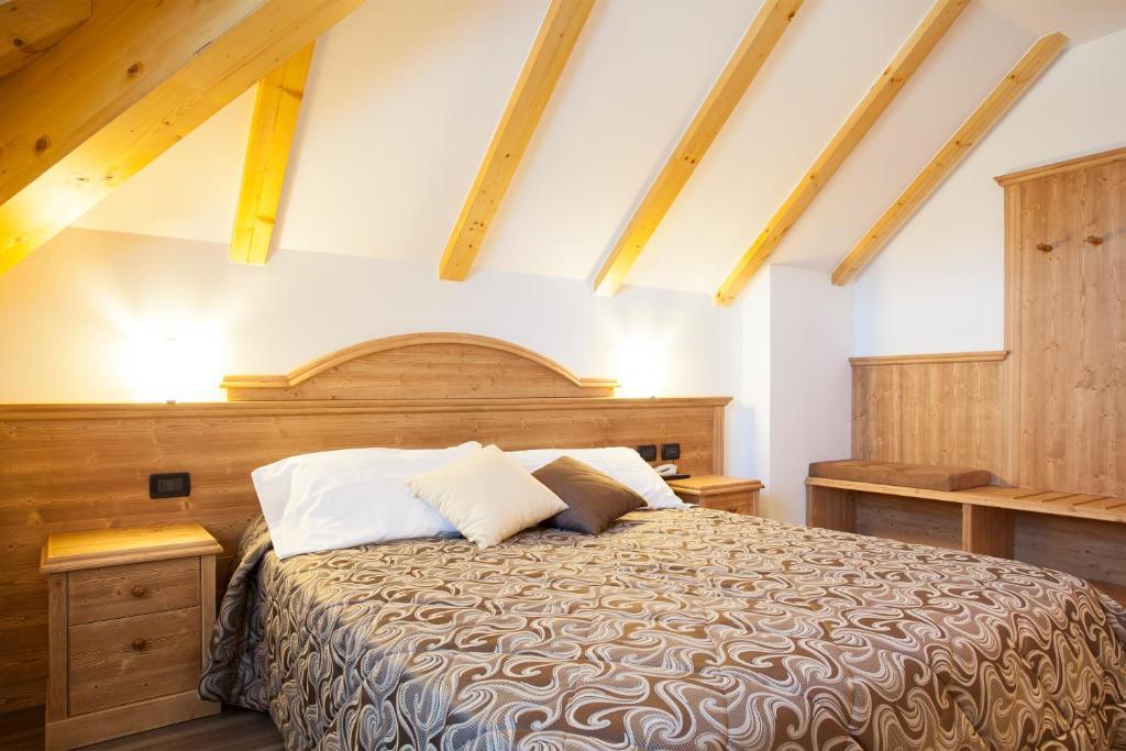 Hotel Vittoria Фольгария Номер фото