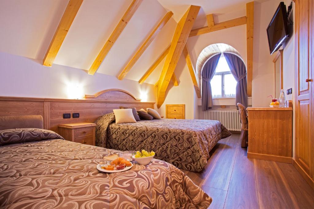Hotel Vittoria Фольгария Номер фото